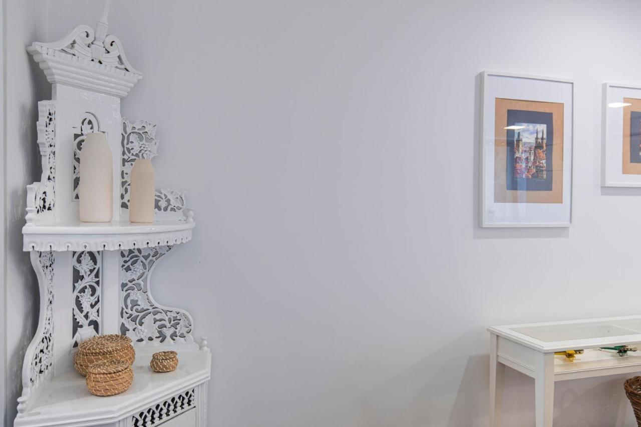 كاسكايس Touch Of Class 2Bdr Apartment By Lovelystay المظهر الخارجي الصورة