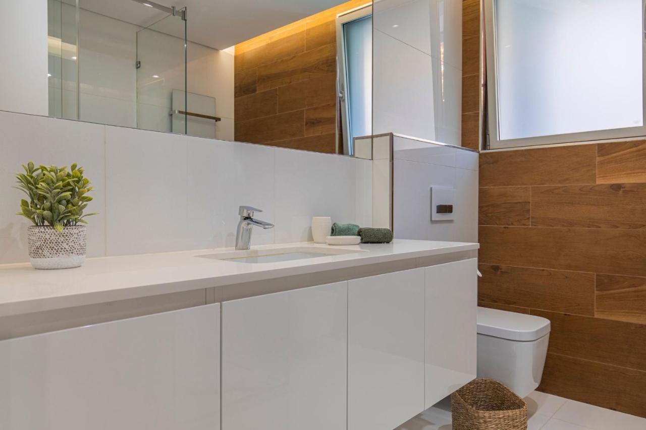 كاسكايس Touch Of Class 2Bdr Apartment By Lovelystay المظهر الخارجي الصورة